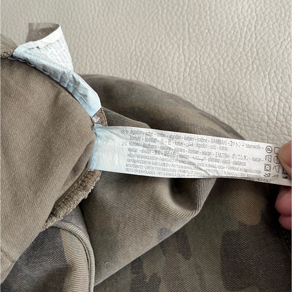 Zara Women’s Camouflage Denim Skort - Size L - Picture 10 of 10